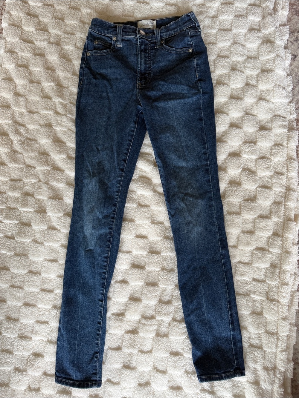 Universal Thread Dark Indigo Skinny Jeans